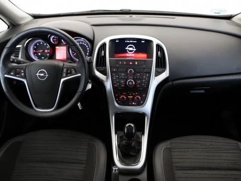 Opel ASTRA 1.6 SELECTIVE 5P