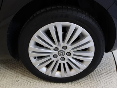 Opel ASTRA 1.6 SELECTIVE 5P