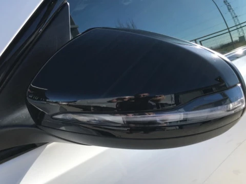 Mercedes-Benz GLB  200 d