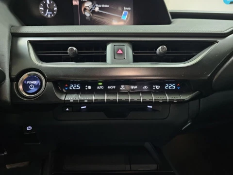 Lexus UX 2.0 250h Business