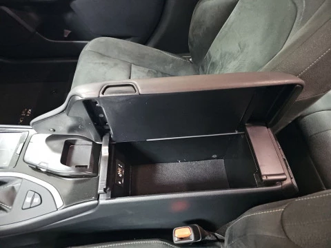 Lexus UX 2.0 250h Business