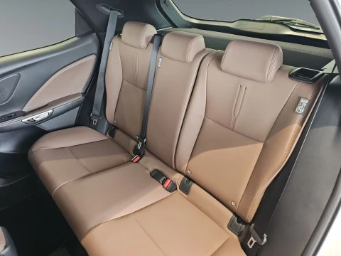 Lexus LBX 1.5 136cv HEV Elegant+