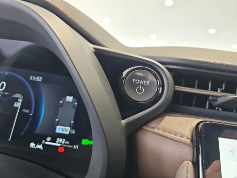 Lexus LBX 1.5 136cv HEV Elegant+