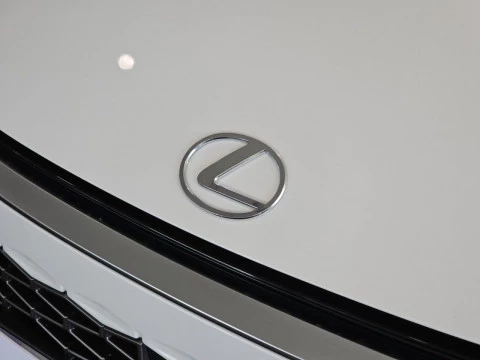 Lexus LBX 1.5 136cv HEV Elegant+