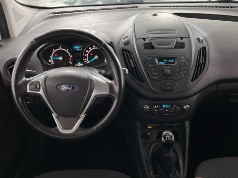 Ford Tourneo Courier 1.5 TDCi 55kW (75CV) Trend