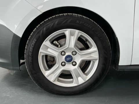 Ford Tourneo Courier 1.5 TDCi 55kW (75CV) Trend