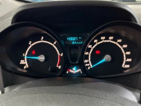 Ford Tourneo Courier 1.5 TDCi 70kW (95CV) Trend