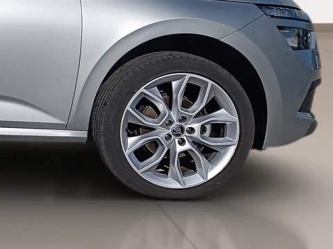 Skoda Kamiq 1.0 TSI 81kW (110CV) SPORT