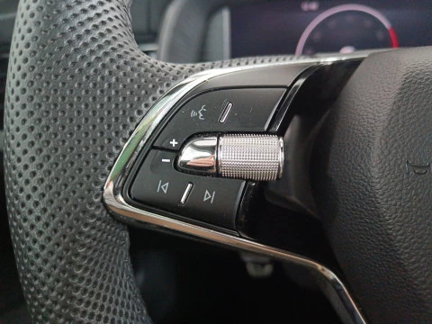 Skoda Kamiq 1.0 TSI 81kW (110CV) SPORT