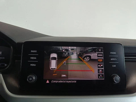 Skoda Kamiq 1.0 TSI 81kW (110CV) SPORT