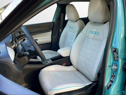 Fiat 600 600 MHEV La prima 1.2 81kW (110CV) DDCT