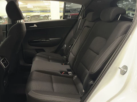 Kia Sportage 1.6 MHEV Drive 4x2 85 kW (115 CV)