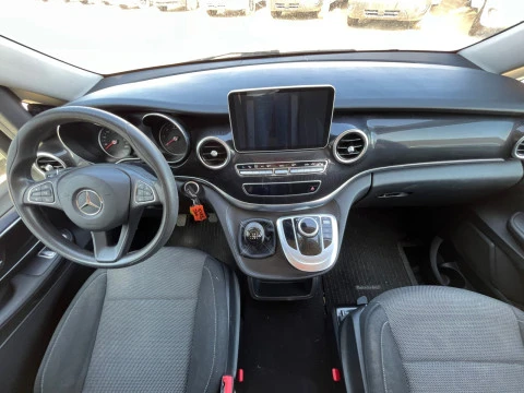 Mercedes-Benz V 200 D V 200