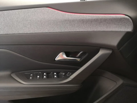 Peugeot 308 5P Allure PureTech 130 S&S MAN