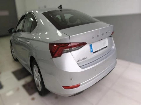 Skoda Octavia 2.0 TDI 110KW (150 CV) DSG AMBITION