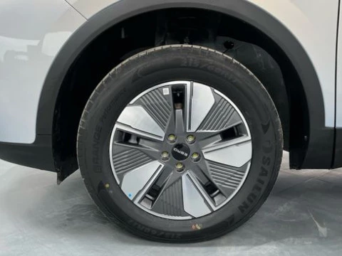 EBRO S400 1.5 DHE HEV Premium CVT