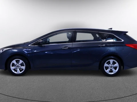 Hyundai I40 familiar 1.7 CRDI 136HP BLUEDRIVE TECNO XENON SKY 5P