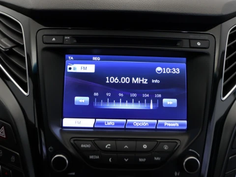 Hyundai I40 familiar 1.7 CRDI 136HP BLUEDRIVE TECNO XENON SKY 5P