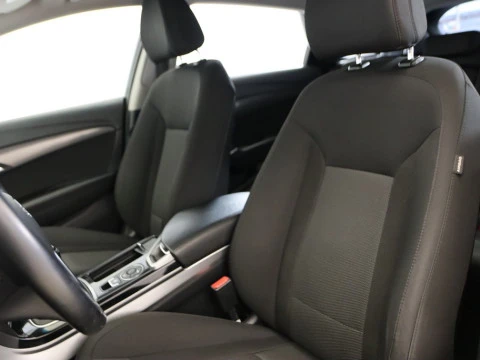Hyundai I40 familiar 1.7 CRDI 136HP BLUEDRIVE TECNO XENON SKY 5P