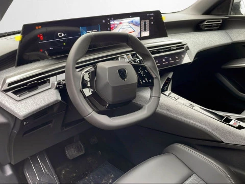 Peugeot e-5008 Allure Eléctrico 157kW