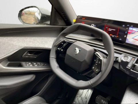 Peugeot e-5008 Allure Eléctrico 157kW