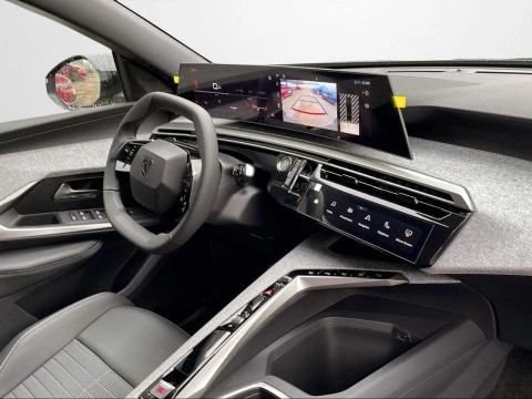 Peugeot e-5008 Allure Eléctrico 157kW