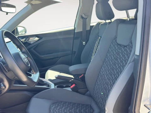 Audi A1 Sportback Adrenal Black 30TFSI 85kW S tr