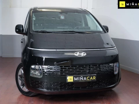Hyundai Staria 2.2 CRDI Maxx 9S