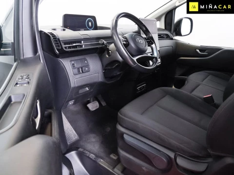 Hyundai Staria 2.2 CRDI Maxx 9S