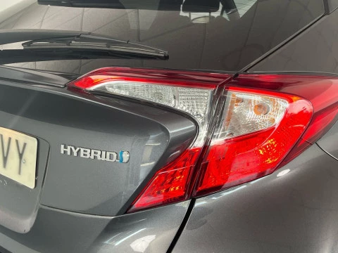 Toyota C-HR 1.8 125H Advance