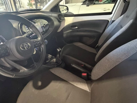 Toyota Aygo X Cross 1.0 VVT-I 72CV Play