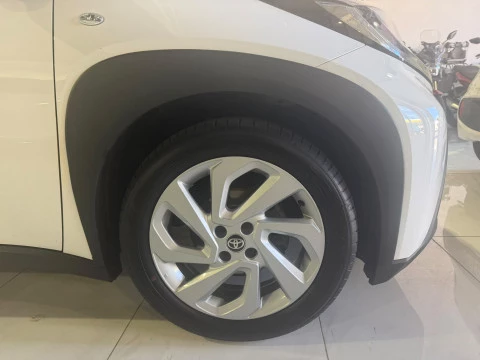 Toyota Aygo X Cross 1.0 VVT-I 72CV Play