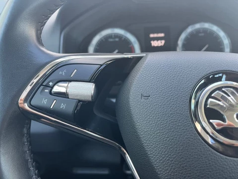 Skoda Karoq  1.0 TSI Ambition
