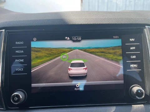 Skoda Karoq  1.0 TSI Ambition