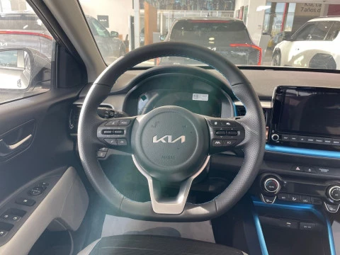 Kia Stonic 1.0 T-GDi 74kW (100CV) MHEV MT Drive