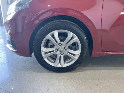Peugeot 208 5P ACTIVE 1.2L PureTech 110
