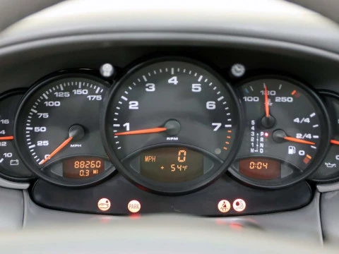 Porsche 911 CARRERA CABRIO 2P