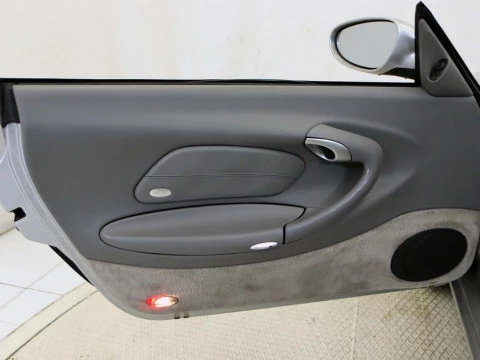 Porsche 911 CARRERA CABRIO 2P