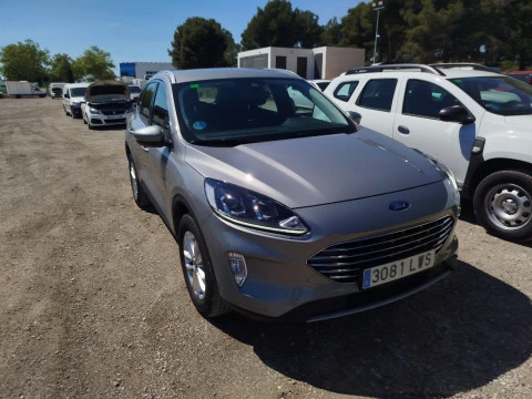 Ford Kuga Titanium 2.5 Duratec FHEV 140kW Auto