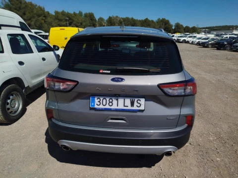 Ford Kuga Titanium 2.5 Duratec FHEV 140kW Auto