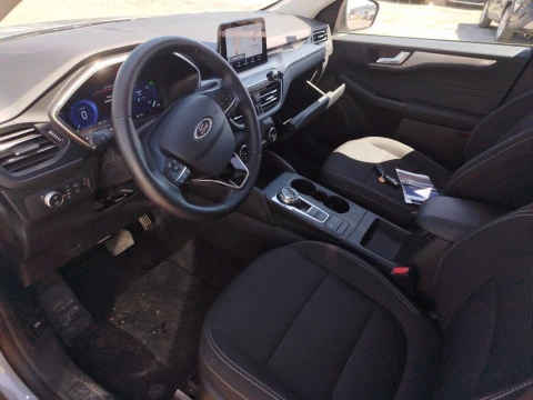 Ford Kuga Titanium 2.5 Duratec FHEV 140kW Auto