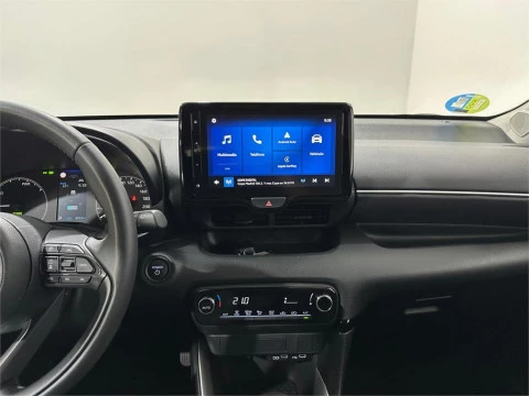 Toyota Yaris ACTIVE PLUS