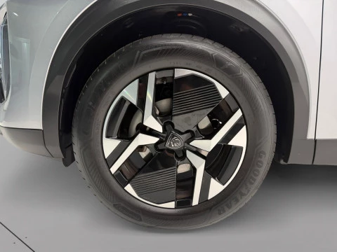 Peugeot 2008 Allure Puretech 100 S&S 6 Vel. MAN