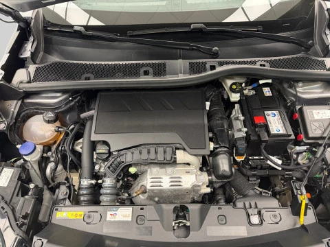 Peugeot 2008 Allure Puretech 100 S&S 6 Vel. MAN