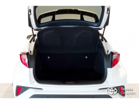 Toyota C-HR 5P ADVANCE 125H e-CVT