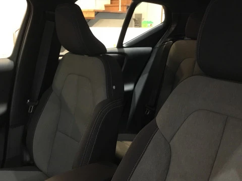 Volvo XC40 2.0 B3 CORE AUTO 163 5P