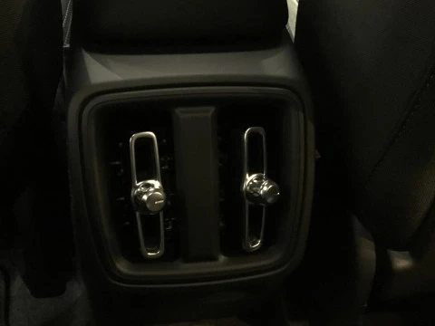 Volvo XC40 2.0 B3 CORE AUTO 163 5P