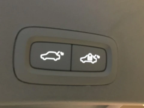 Volvo XC40 2.0 B3 CORE AUTO 163 5P