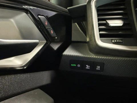 Audi A1 Sportback Adrenalin 30 TFSI 81kW S tron