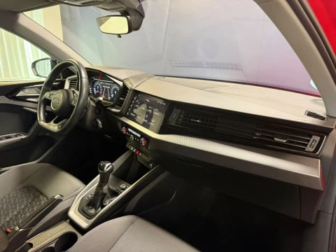 Audi A1 Sportback Adrenalin 30 TFSI 81kW S tron